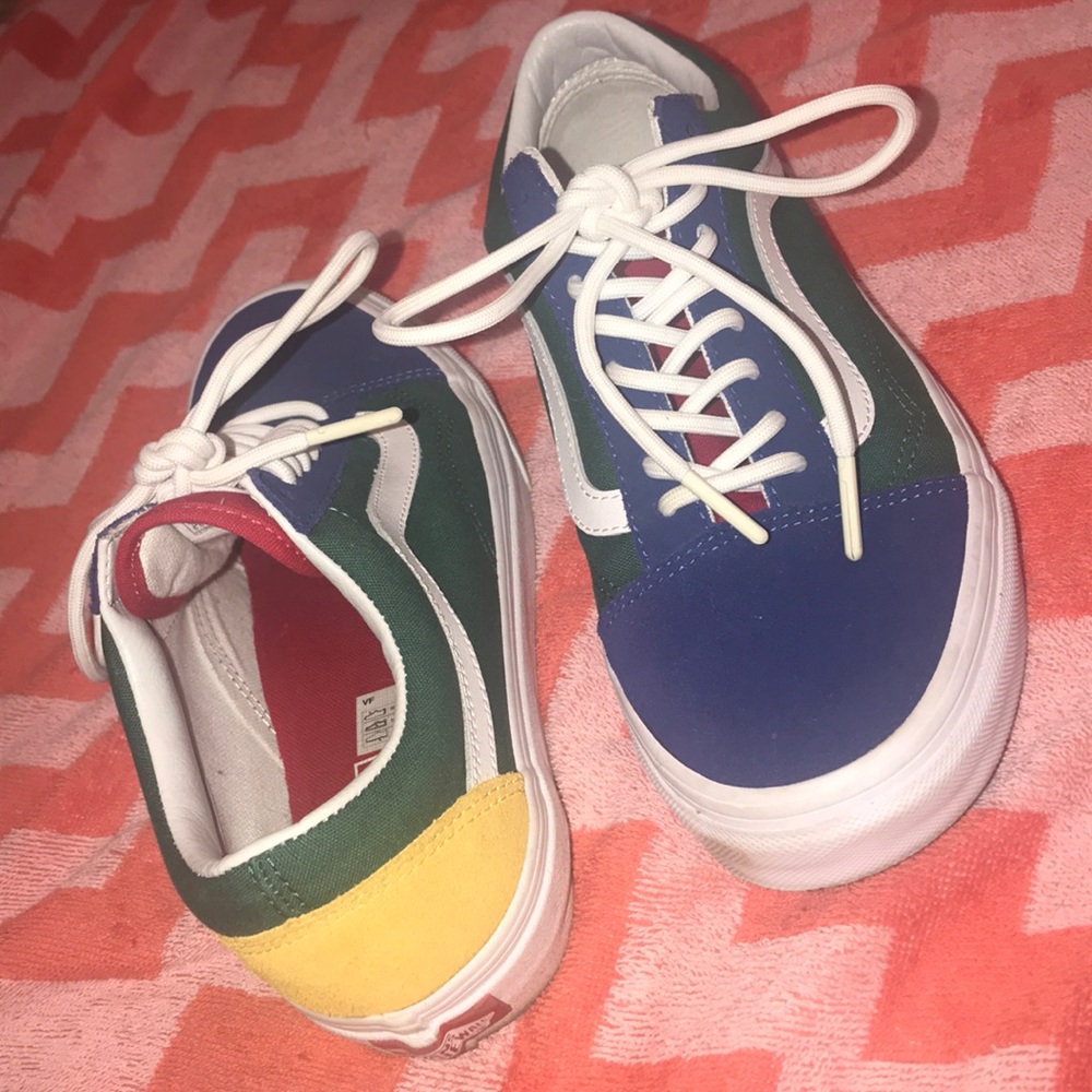 vans